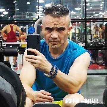 怎么评价那些健身房晃来晃去,每天来洗澡的老头