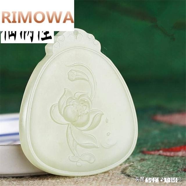 平面玉雕手工与精雕哪个更好