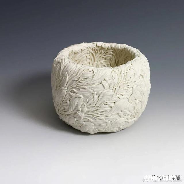 平面玉雕手工与精雕哪个更好