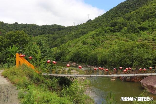 说说各位户外旅行都带着什么样的桌子和凳子或者椅子