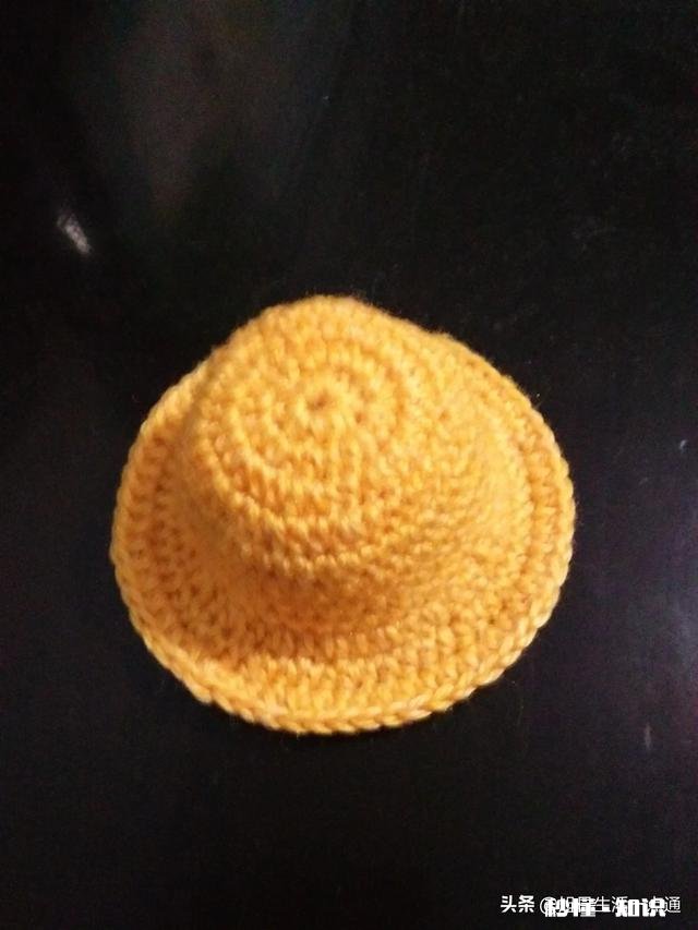 如何手工钩帽子