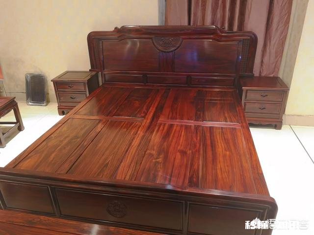 有能让家具退色的蜡吗红木家具颜色太深，能不能打蜡变浅一点