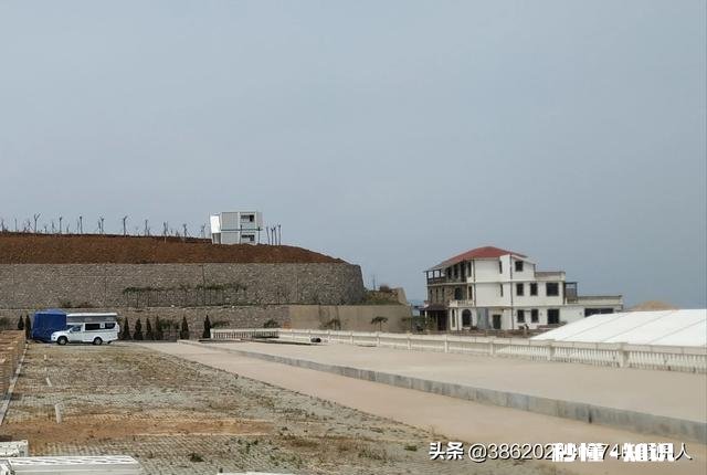 长途旅行自驾用什么车做床车比较好