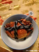 女老师用课本抽打逃课学生遭重罚：不再续聘！并被纳入信用黑名单。对此你怎么看