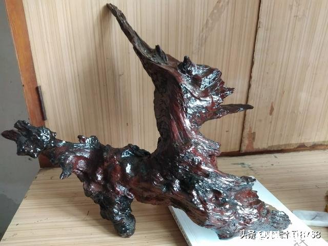 树根摆件是否要上油上什么油最好