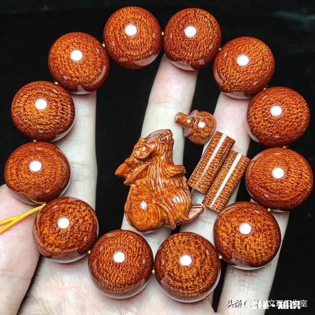 小叶紫檀的顶级材质，到底长什么样