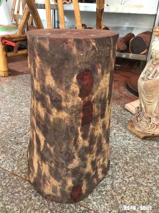 小叶紫檀的顶级材质，到底长什么样