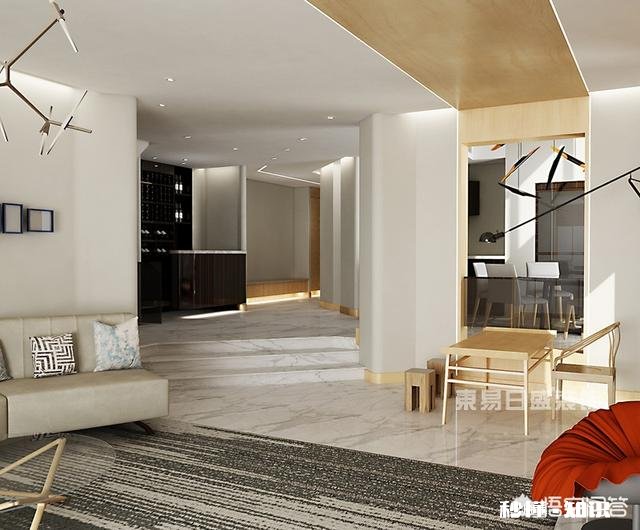 踢脚线颜色跟地板一致好还是跟门框颜色一致好