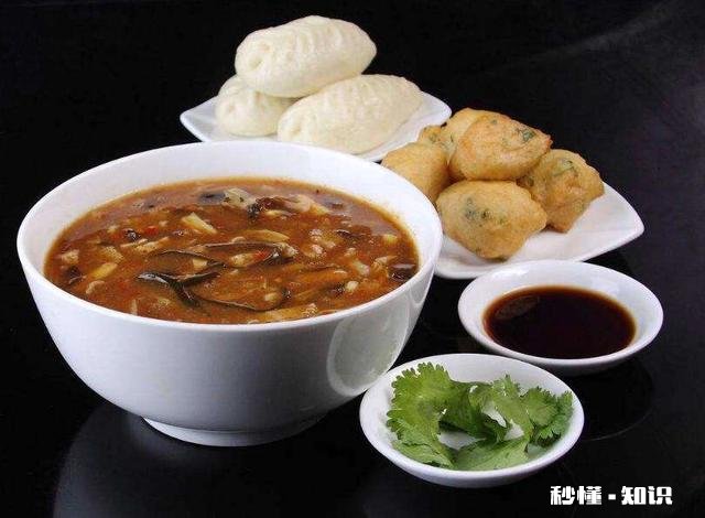 你认为最能体现你家乡特色的景物或者小吃是什么