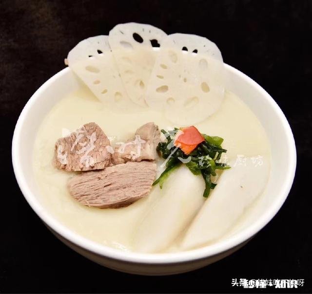 你认为最能体现你家乡特色的景物或者小吃是什么