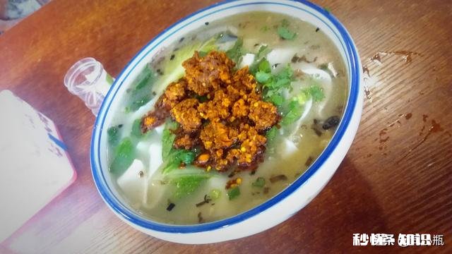 你认为最能体现你家乡特色的景物或者小吃是什么