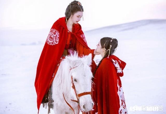 本人的沟通能力与社会交往能力存在很大的问题，该怎么办