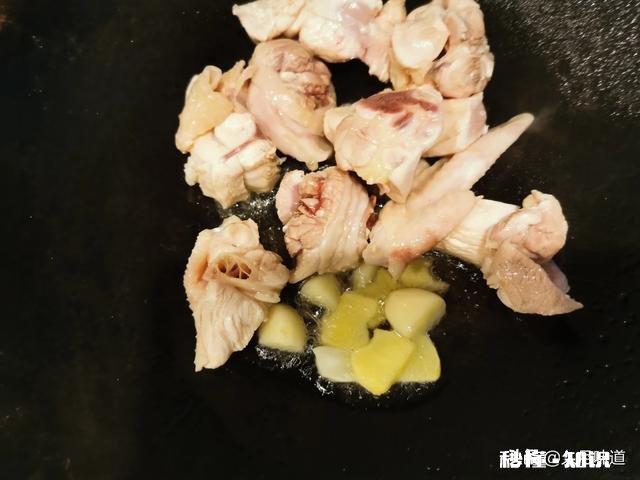 小时候，你经常帮妈妈做家务吗