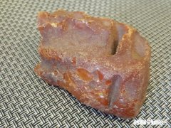 蜜蜡带皮好不好