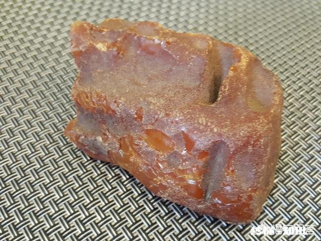 蜜蜡带皮好不好