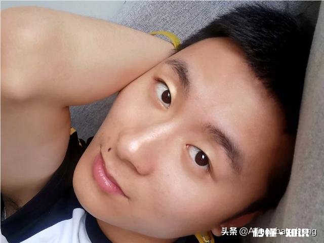 男生怎样让五官变得深邃