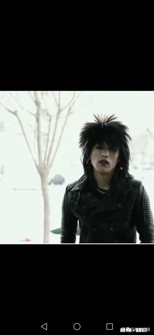 男生怎样让五官变得深邃