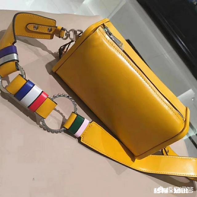 皮衣皮具用什么洗好