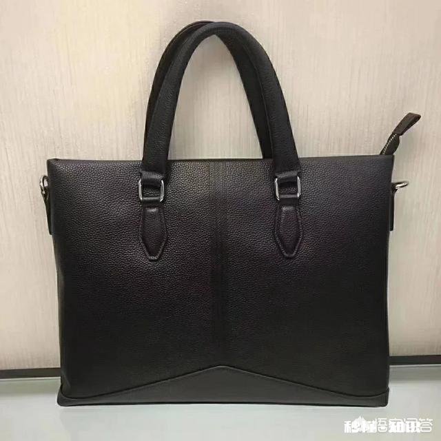 皮衣皮具用什么洗好