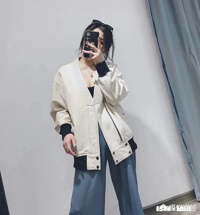 皮衣皮具用什么洗好