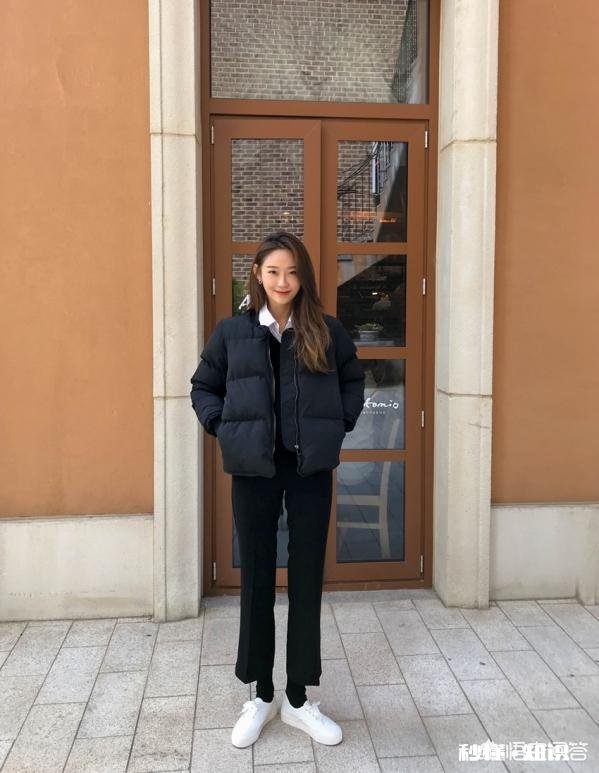 短款的棉衣冬季应怎样搭配