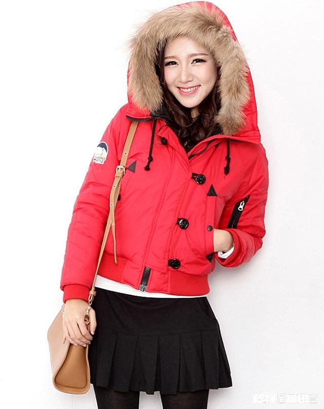 短款的棉衣冬季应怎样搭配