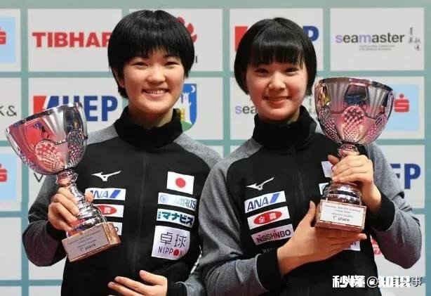 德国公开赛,日本女双组合木原美悠、长崎美柚为何在比赛时全程都在笑呢