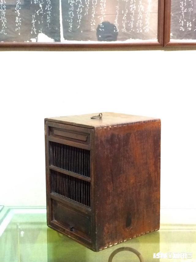 红木鸟笼为什么不适合养鸟