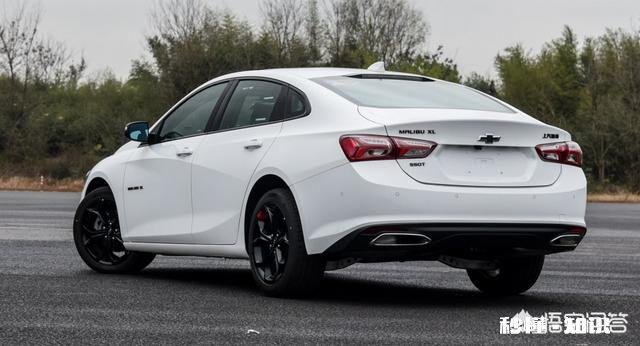 预算20万以内，每天上下班共需要跑100公里高速，买什么车比较好