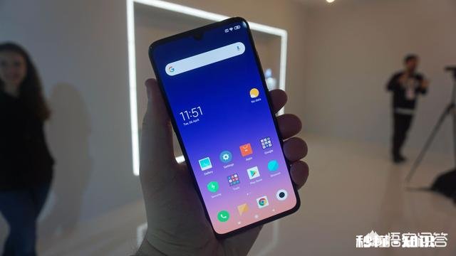 新出的苹果11值得买么是买个小米9用两年再换个手机还是用苹果用上四年纠结