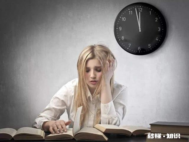 从高一到高三 如果下午考数学,中午躺在床上时总是心跳睡不着,结果昏昏沉沉地去考,结果考砸,怎样解决