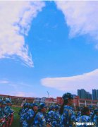 想学习视频剪辑，哪位师傅指点下