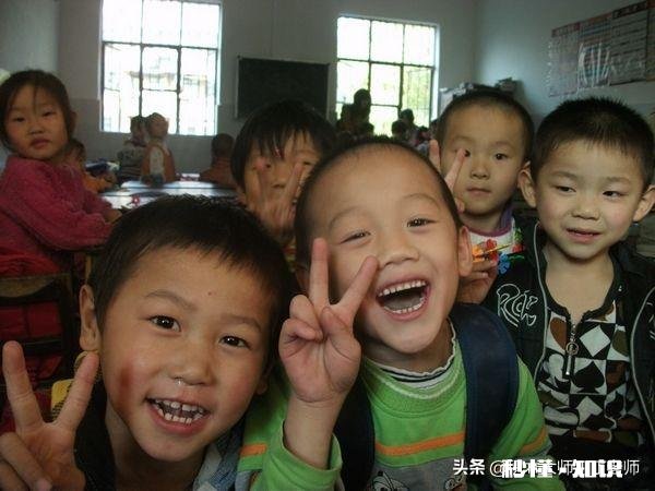 三岁宝宝上幼儿园,说老师向她发脾气,不喜欢上幼儿园,我该不该问老师