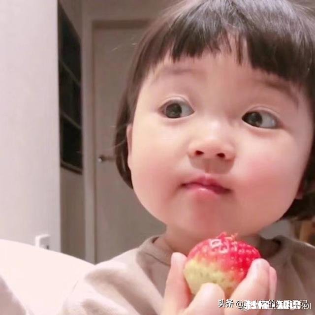 三岁宝宝上幼儿园,说老师向她发脾气,不喜欢上幼儿园,我该不该问老师