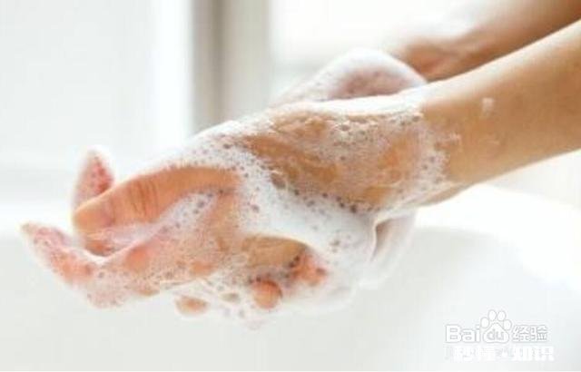 如果疫情期间足球比赛时,观众都间隔1.1米,会怎么样