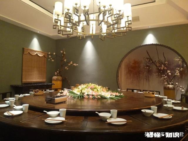 到了尴尬的年纪不是不想找对象，而是有多少女子愿意接受一个没房没车负债累累的对象，你怎么看