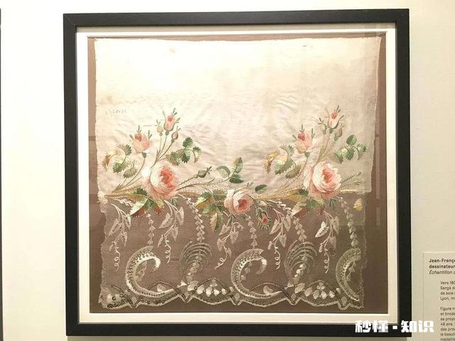 手工刺绣的高端客厅画有哪些