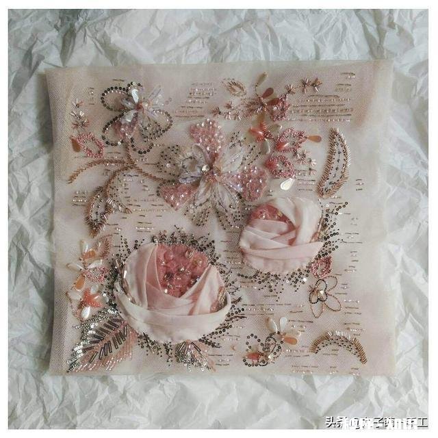 手工刺绣的高端客厅画有哪些