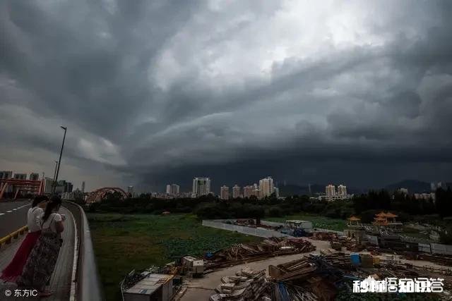 老早就醒了,睡不着,因为有心事,怎样才能让自己不要那么焦虑不安