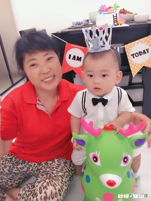 五十岁去学月嫂或者育婴师是不是晚了