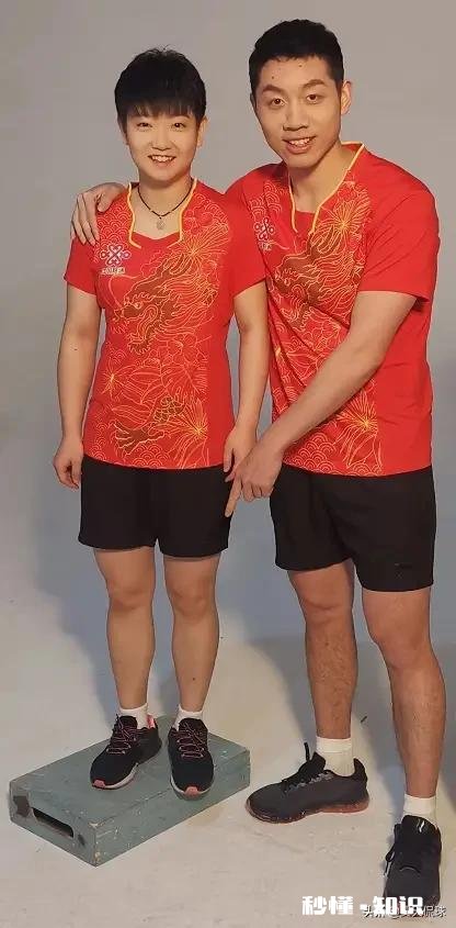 孙颖莎学样刘国梁，微博晒图与许昕比高，对此你怎么看