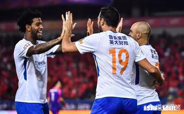 鲁能主场迎战恒大，网络上纷纷献策人员配置与打法，你觉得哪种人员打法最适合打恒大