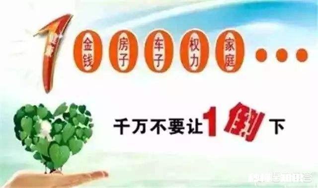 有人说“钱并不重要活着建康就好”，也有人说“有钱能使鬼推磨”，你认为这两个说法哪个更有道理