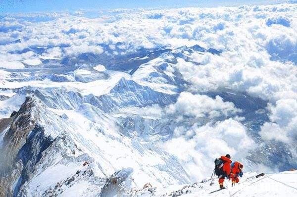 要是去珠穆朗玛峰上面直播会不会火