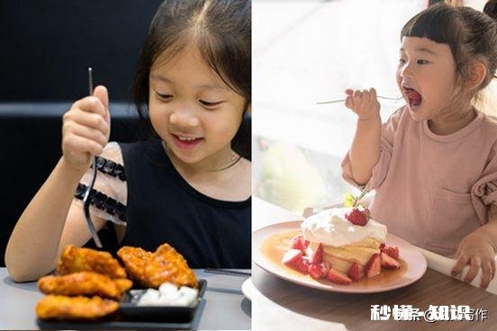 送儿子上幼儿园儿子说不敢去，说老师打了他的腿，我现在该找老师谈谈还是在观察看看