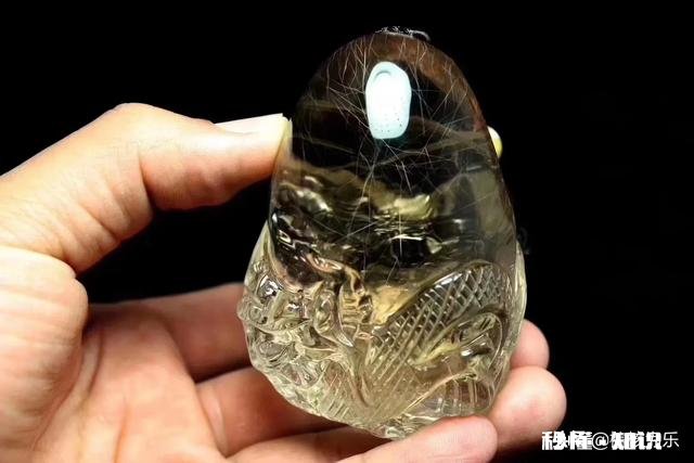 水晶是在水里的吗