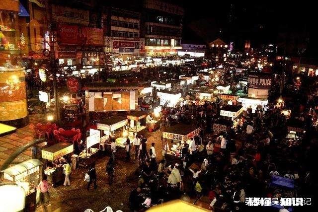 在云南昆明摆地摊，什么东西比较畅销