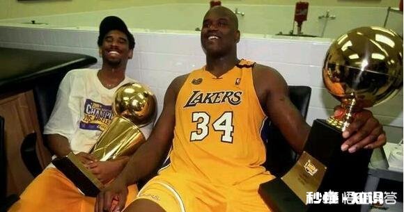 缅怀科比，奥尼尔泪流满面，他会成为科比名人堂的推荐人吗