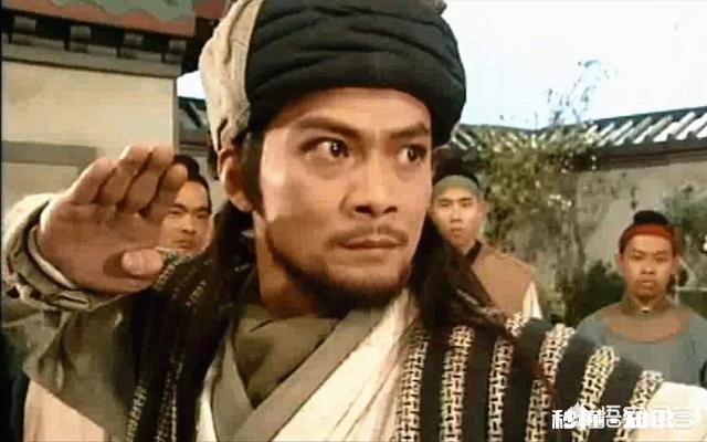 武侠小说《天龙八部》里的乔峰除了自尽还有其他出路吗