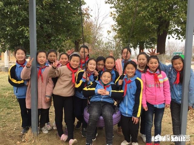 初二男孩儿上课睡觉不写作业，极度叛逆不学习，怎么办